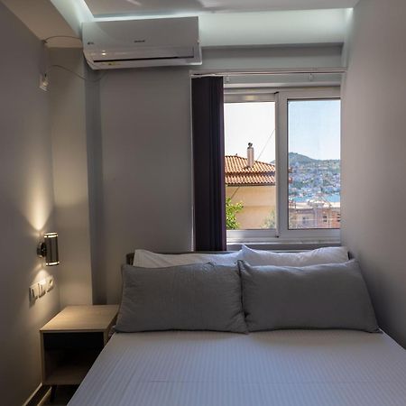 Hotel Porti Саранда Екстер'єр фото
