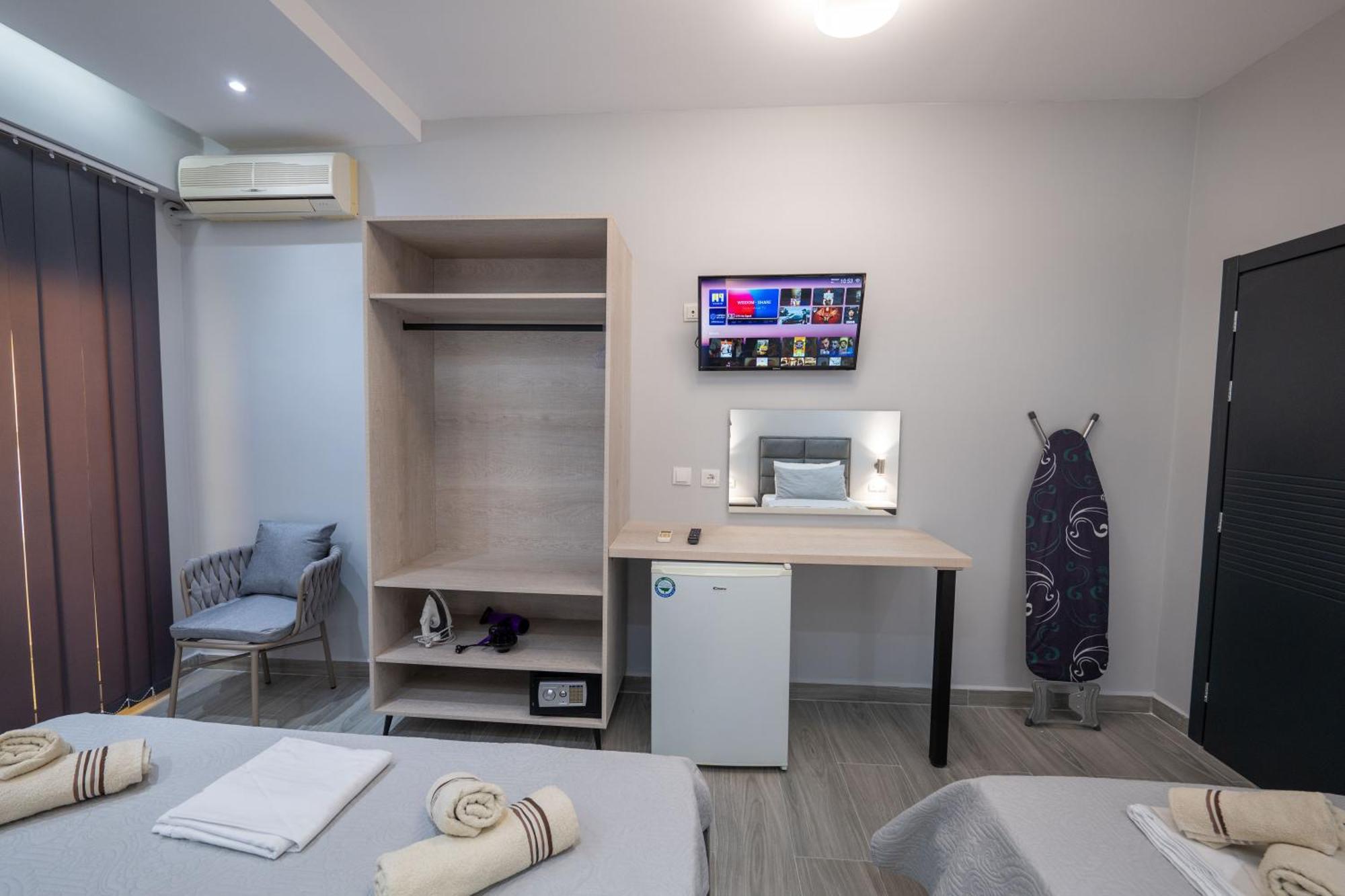 Hotel Porti Саранда Екстер'єр фото