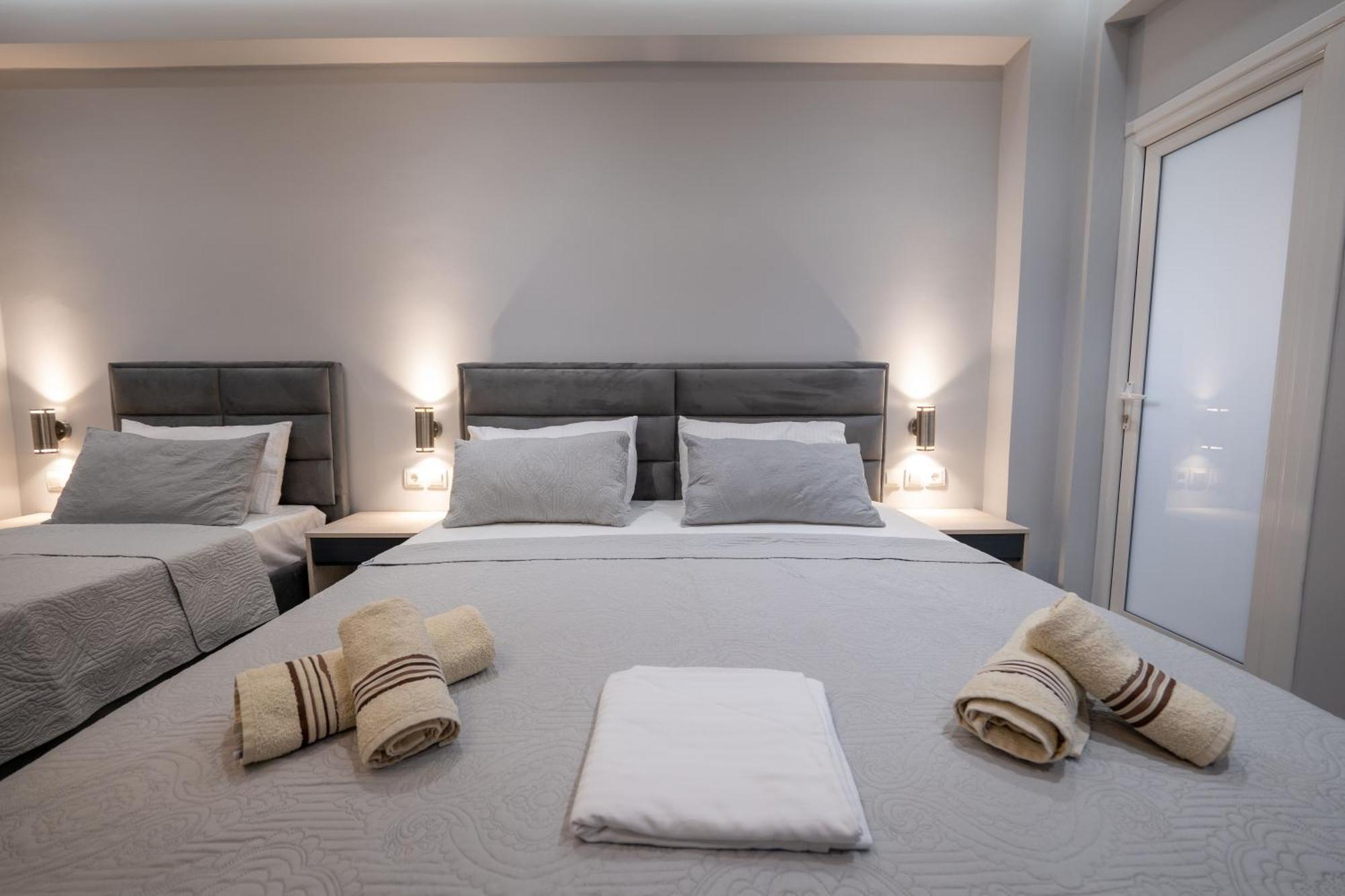 Hotel Porti Саранда Екстер'єр фото