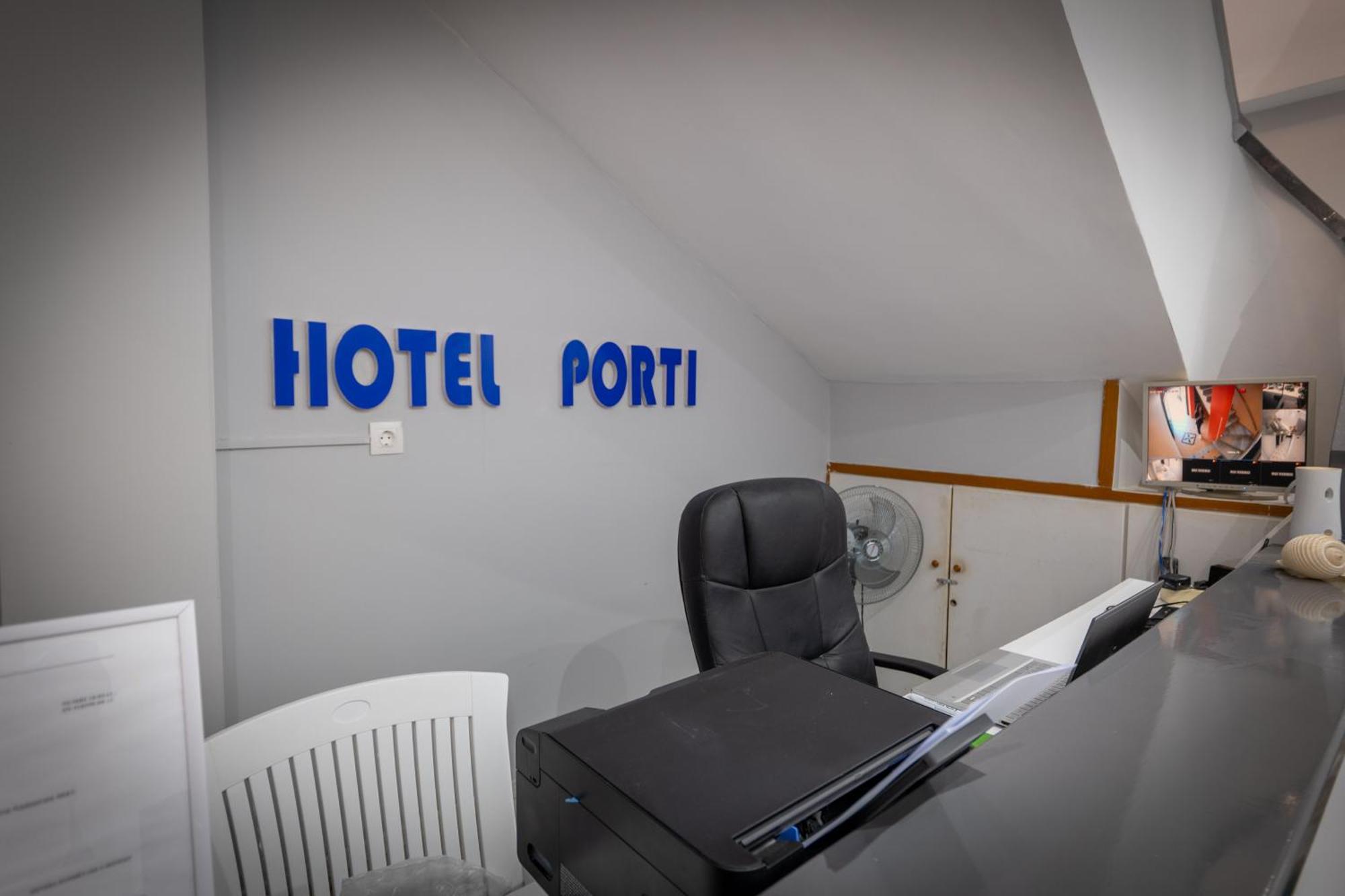 Hotel Porti Саранда Екстер'єр фото