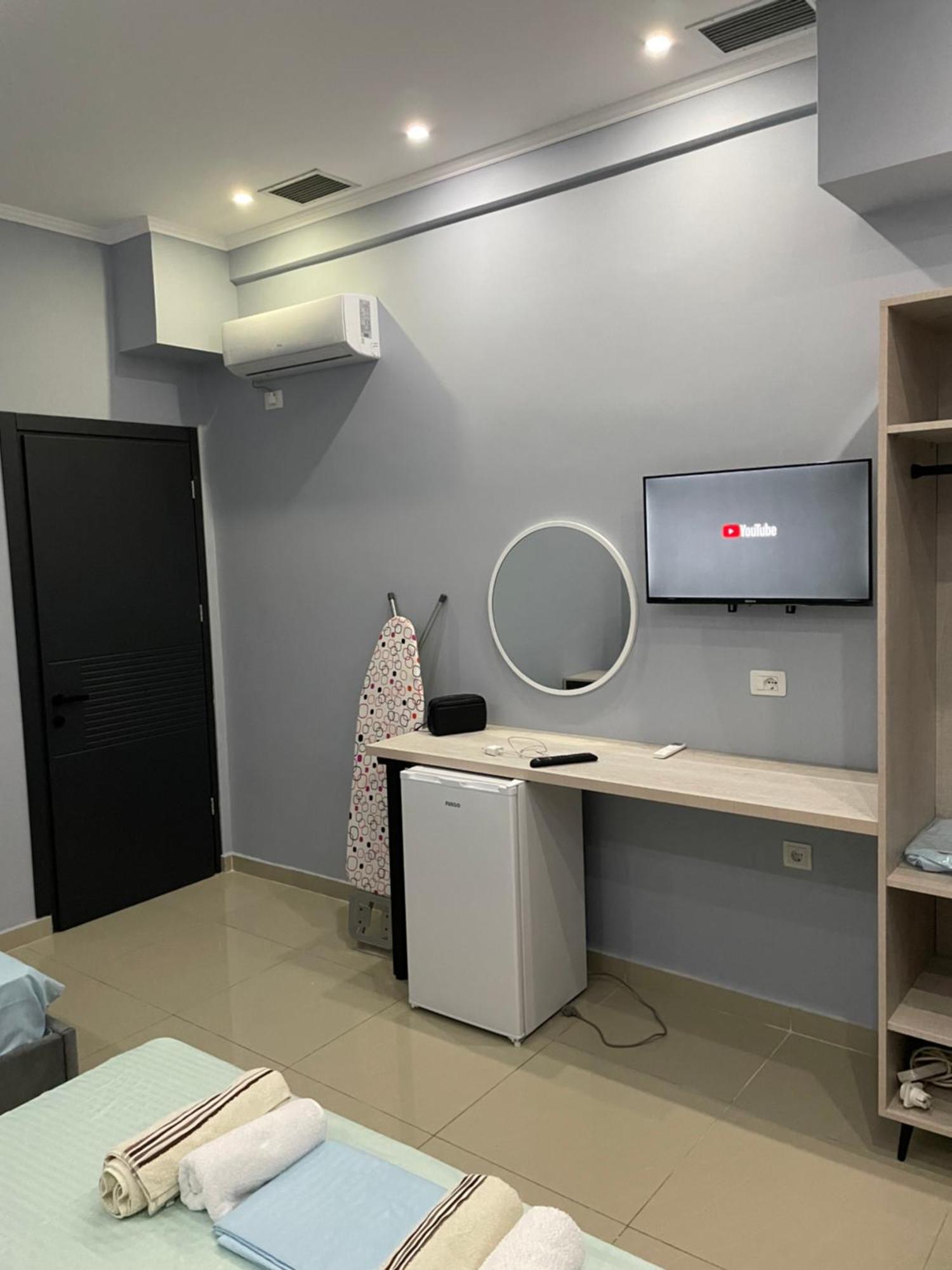 Hotel Porti Саранда Екстер'єр фото